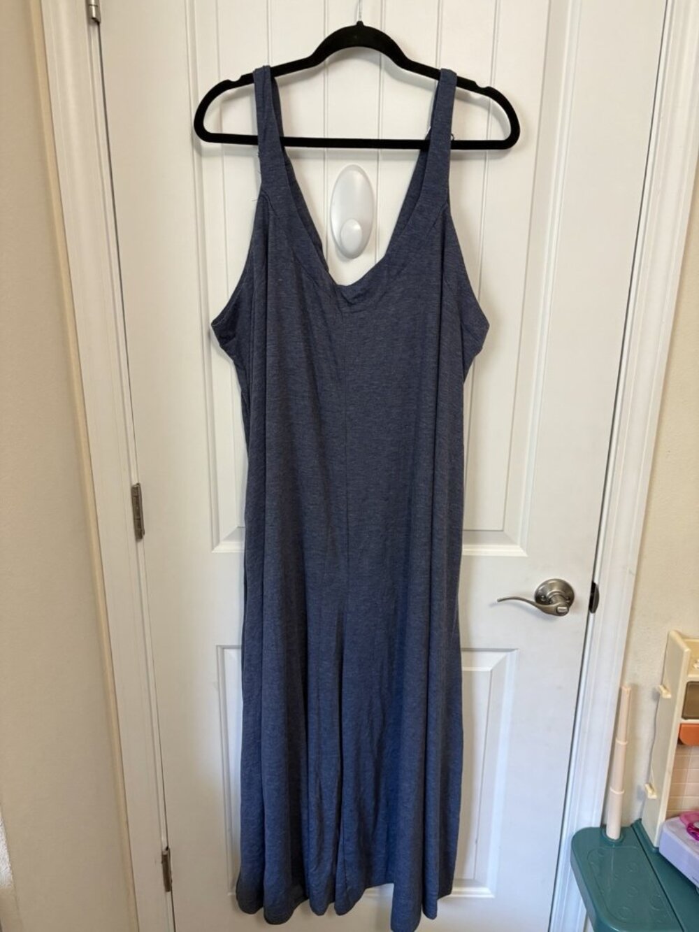 BLOOMCHIC Women’s Plus Blue Sleeveless V-Neck Wide-Leg Jumpsuit Pockets PTP 30”